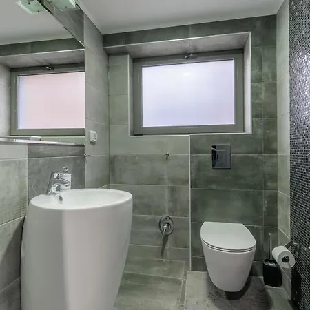 Gasthof The Black Sea Luxury Estate - Private Spa & Wellness Villa